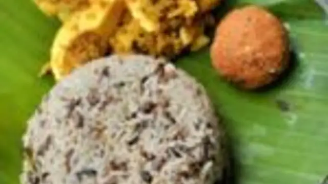 புதுமையான முறையில் சுவையான உளுந்த பருப்பு சாதம் செயவது எப்படி ?