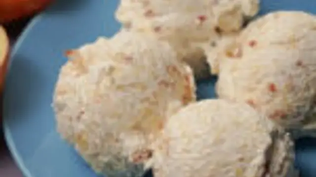 வெயிலுக்கு ஏற்ற சூப்பரான ஒரு ஆப்பிள் ஐஸ்கிரீம் செஞ்சு சாப்பிட்டு பாருங்க!