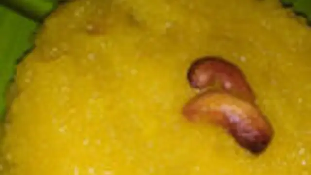 கல்யாணவீட்டு ரவை கேசரி சுவை மாறமல் ஒரு முறை இப்படி வீட்டிலயே செய்து பாருங்க! ஆஹா இதன் சுவையே தனி தான்!