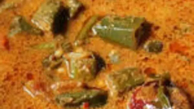 செட்டிநாடு வெண்டைக்காய் காரக்குழம்பு
