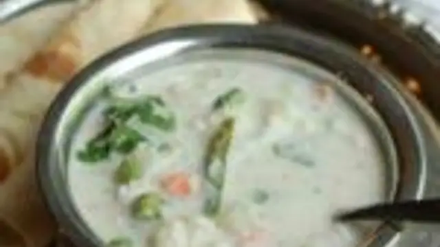 நீலகிரியின் சுவையான வெஜ் குருமா ஒரு தரம் இப்படி செஞ்சி பாருங்க!