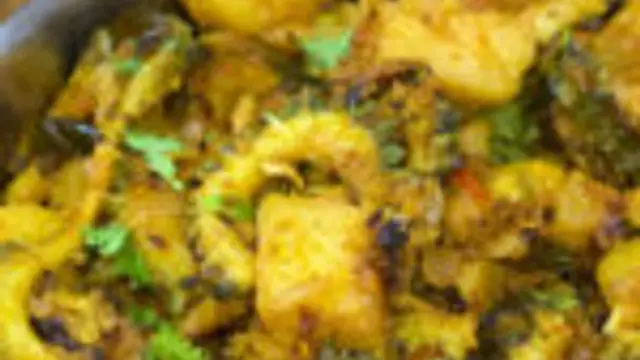 பாகற்காய் கூட்டு இந்த மாதிரி செஞ்சு பாருங்க கசப்பே தெரியாது!!