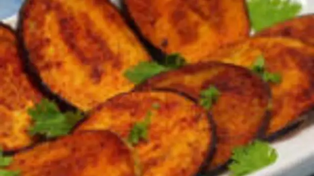 கிரிஸ்பி கத்திரிக்காய் ப்ரை இந்த மாதிரி ஒரு தடவை ட்ரை பண்ணி பாருங்க சட்டுனு காலியாகிடும்!!