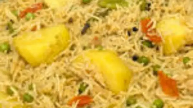 பேபி உருளைக்கிழங்கு வைத்து அசத்தல் சுவையில் பிரியாணி ஒரு முறை முயற்சி செய்து பாருங்கள்!!