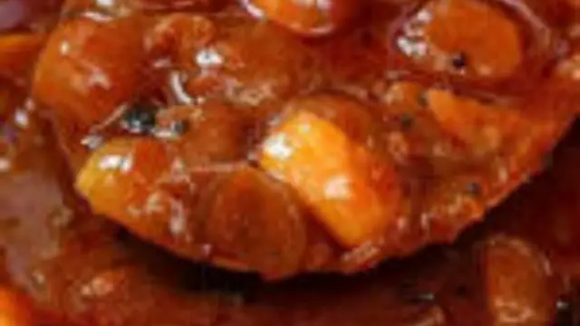 Chinna Vengayam Kulambu