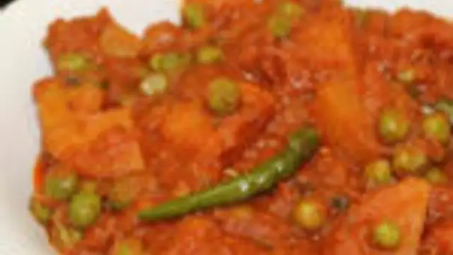 சப்பாத்தி, சோறுடன் சாப்பிட ருசியான பலாக்கொட்டை பட்டாணி கறி ஒரு முறை இப்படி ட்ரை பண்ணி பாருங்கள்!
