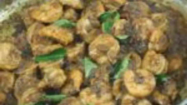 காரசாரமான காரைக்குடி இறால் பெப்பர் ப்ரை இப்படி ஒரு முறை ட்ரை பண்ணி பாருங்க! இதன் ருசியே தனி ருசி தான்!