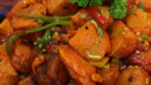 சீசுவான் உருளைக்கிழங்கு மஞ்சூரியன் இப்படி செய்து பாருங்க! இதன் சுவையே தனி தான்!