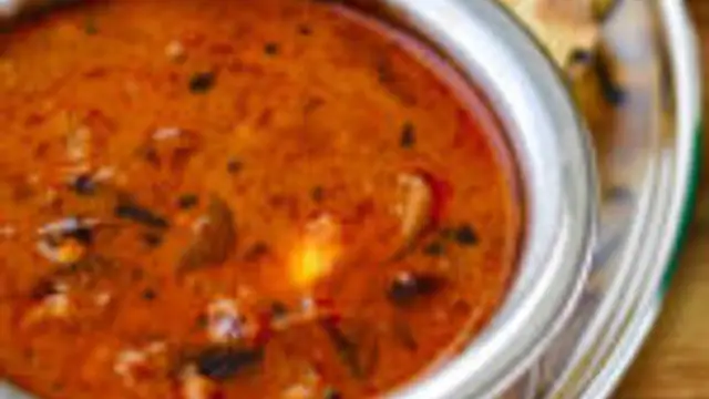 காரசாரமான கல்யாண வீட்டு கார குழம்பு இப்படி செய்து பாருங்க!