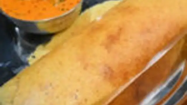கொண்டைக்கடலையை வைத்து ஒரு ருசியான தோசை, தெரியாதவங்க தெரிஞ்சுக்கோங்க!