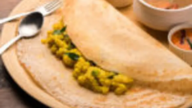 பேப்பர் போன்று கம்பு தோசை செய்வது எப்படி ?