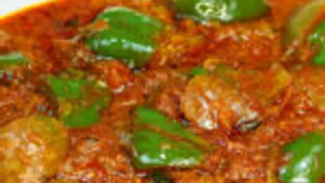 கமகமக்கும் குடைமிளகாய் கிரேவி செய்வது எப்படி ?