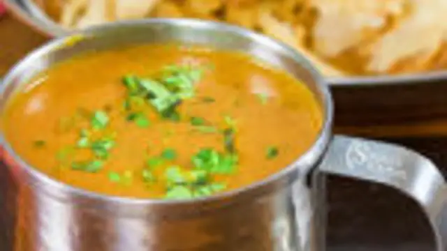 மறு முறையும் வைக்க தோன்றும் தக்காளி கார சால்னா செய்வது எப்படி ?