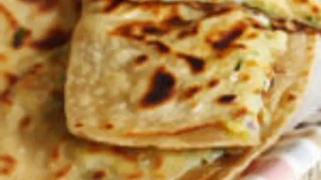 Stuffed Egg Chappathi