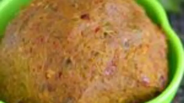 இட்லி, தோசைக்கு ஏற்ற பிரண்டை சட்னி இப்படி ஒரு தரம்  செய்து பாருங்க! அஹா என்ன சுவை!