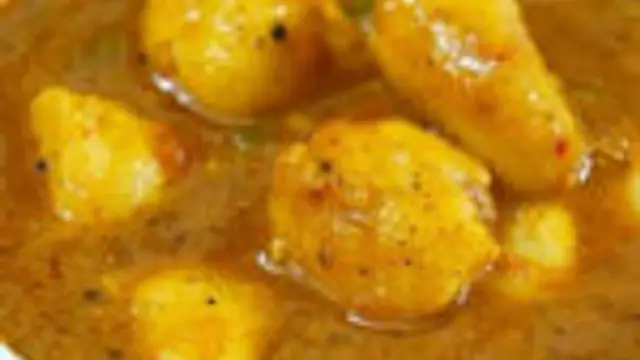 சுவையான சேப்பங்கிழங்கு கார குழம்பு ஒரு முறை இப்படி மட்டும் செய்து பாருங்கள் அனைவரும் விரும்பி சாப்பிடுவார்கள்!!