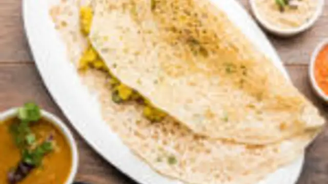 மொறு மொறுனு ரவா தோசை செய்வது எப்படி ?