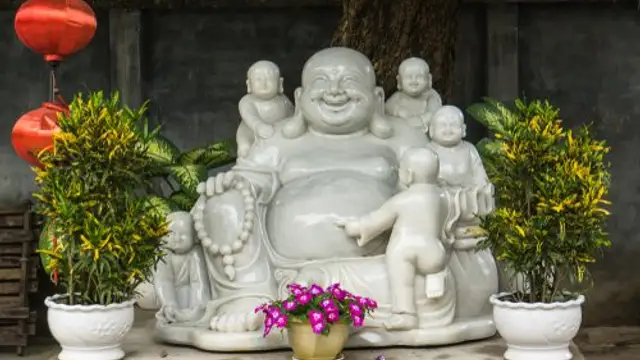 குபேரர் சிலை வீட்டில் இருப்பதால் ஏற்படக்கூடிய சில விஷயங்கள்