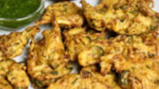 மொறு மொறு ருசியான முட்டைகோஸ் பக்கோடா இப்படி செஞ்சு பாருங்க! மாலை நேர ஸ்நாக்ஸாக சாப்பிட பக்காவான ரெசிபி!
