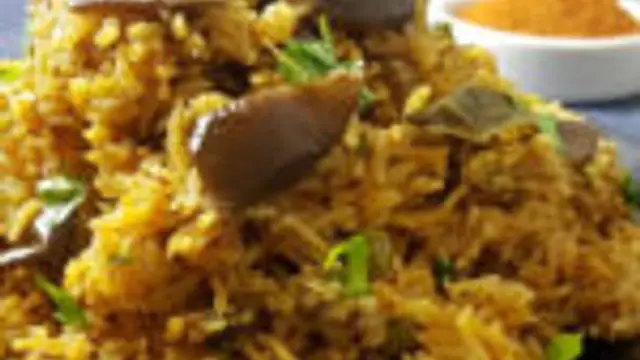 கத்தரிக்காய் வாங்கினால் ஒரு முறை கத்தரிக்காய் சாதம் இந்த மாதிரி செஞ்சு பாருங்க!!