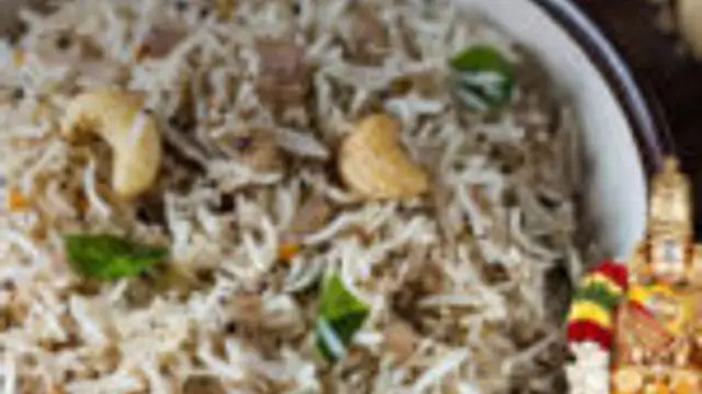 காஞ்சிபுரம் வரதராஜ பெருமாள் கோவில் ருசியான பிராசதம் மிளஹோரை இப்படி செய்து பாருங்க!