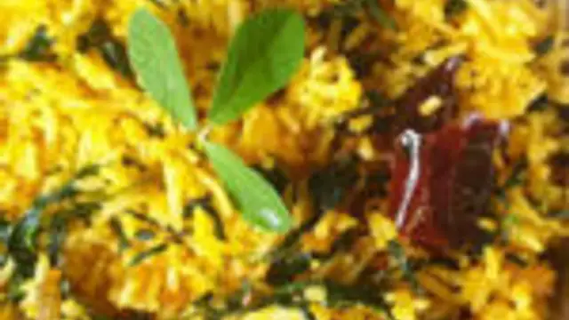 சுட சுட ருசியான வெந்தயக் கீரை சாதம் இப்படி செய்து பாருங்க! ஒரு தட்டு சோறும் காலியாகும்!!!