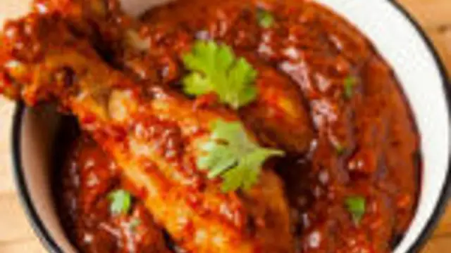மணமணக்கும் ஜெய்ப்பூர் சிக்கன் கிரேவி செய்வது எப்படி ?
