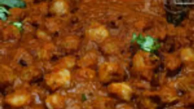 மட்டன் சுவையில் சோயா கிரேவி செய்வது எப்படி ?