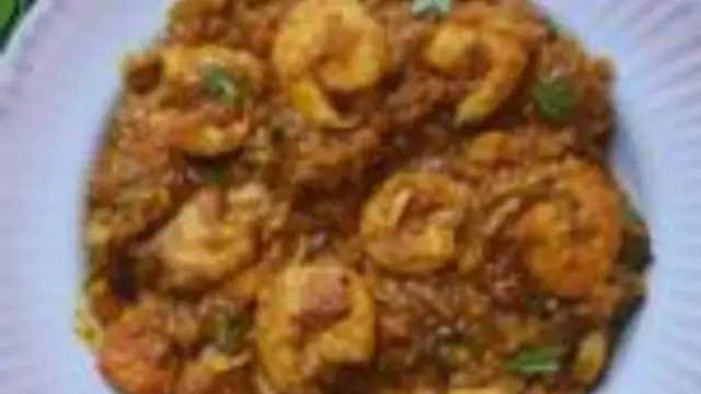 வார கடைசி நாட்களில் காரசாரமான ருசியில் இறால் தொக்கு இப்படி செய்து பாருங்க!