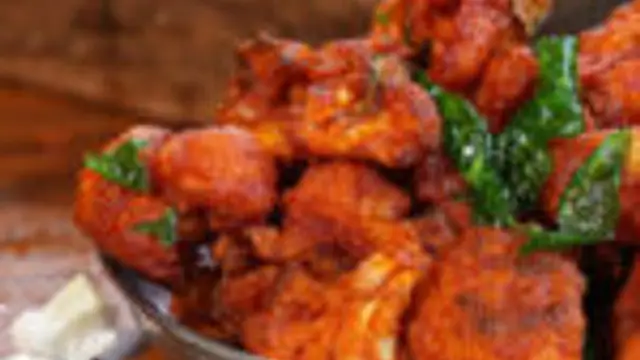 மாலை நேரத்தில் டீ காபியுடன் சேர்த்து சாப்பிட கோபி பக்கோடா இந்த முறையில் செய்து பாருங்கள் ருசியாக இருக்கும்!!