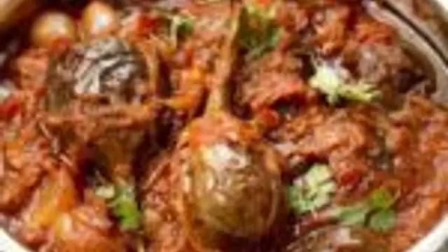 காரைக்குடி கத்தரிக்காய் மசாலா குழம்பு இப்படி செய்து பாருங்கள்!இதன் ருசியே தனி!!