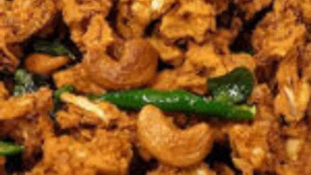மாலை வேளையில் டீ காபியுடன் சேர்த்து சாப்பிட சுவையான முட்டைக்கோஸ் ஃப்ரை இப்படி ஒரு முறை செய்து பாருங்கள்!!
