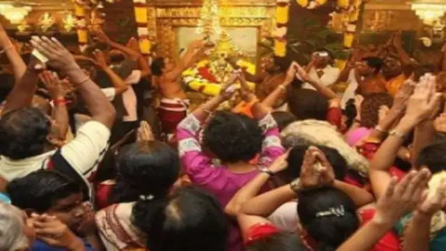 ஒவ்வொரு சூழலிலும் ஒரு தெய்வத்தை எத்தனை முறை வளம் வந்து வழிபட்டால் முழு பலன் கிடைக்கும் என்பதை பற்றி பார்க்கலாம்