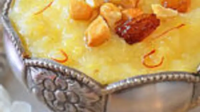 பாரம்பரியமான அக்காரவடிசல் இப்படி ஒரு தடவ செஞ்சு அசத்துங்க!