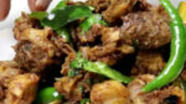 நாட்டு கோழி வாங்கி இப்படி ஒரு முறை மிளகு வறுவல் ட்ரை பண்ணி பாருங்க! வாசனை பக்கத்து வீடு வரை செல்லும்!