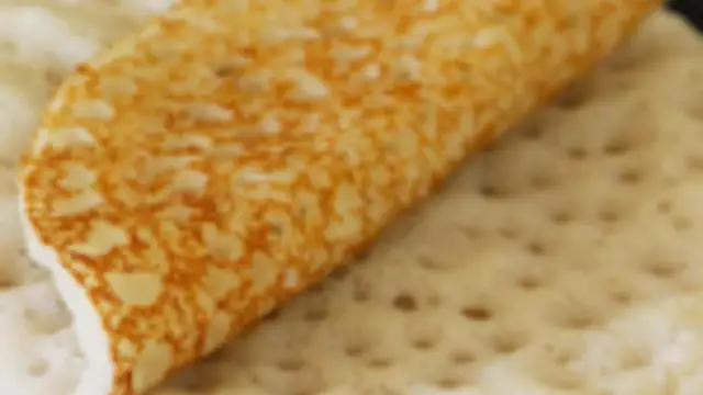 பஞ்சு போன்று சுவையான தேங்காய் தோசை இப்படி செஞ்சி பாருங்க!